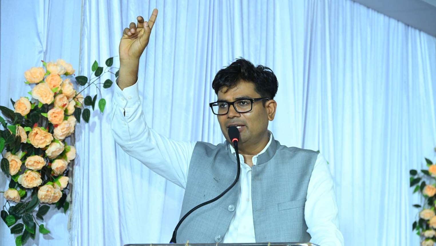 वित्त मंत्री चौधरी ने किया पुसौर में पंजीयन कार्यालय का शुभारंभ, बोले – त्वरित और पारदर्शी व्यवस्था का प्रतीक बनेगा यह संस्थान