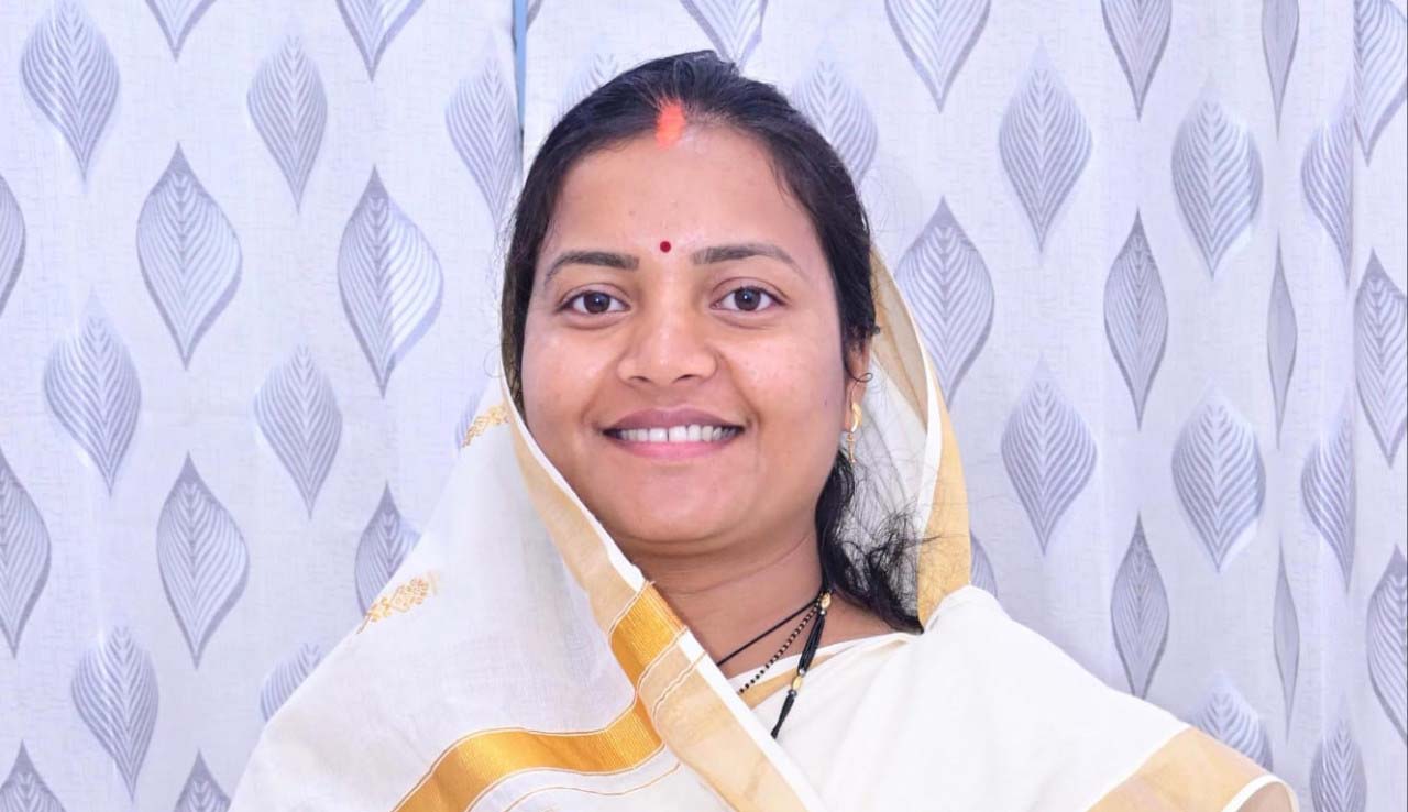 आंगनबाड़ी मंत्री लक्ष्मी राजवाड़े सूरजपुर में करेंगी ध्वजारोहण, अधिकारी-कर्मचारियों को देंगी प्रशस्ति-पत्र आंगनबाड़ी मंत्री लक्ष्मी राजवाड़े सूरजपुर में करेंगी ध्वजारोहण, अधिकारी-कर्मचारियों को देंगी प्रशस्ति-पत्र