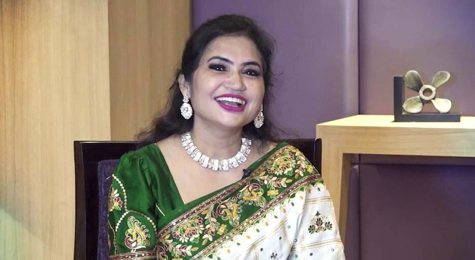 CG Film : कैसे तरक्की करेगा छत्तीसगढ़ी सिनेमा? पढ़िए फिल्म विकास निगम की नवनियुक्त अध्यक्ष मोना सेन का Exclusive इंटरव्यू CG Film : कैसे तरक्की करेगा छत्तीसगढ़ी सिनेमा? पढ़िए फिल्म विकास निगम की नवनियुक्त अध्यक्ष मोना सेन का Exclusive इंटरव्यू
